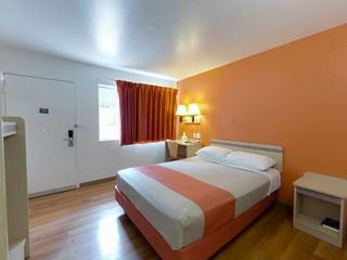 Hotel pic Motel 6 Weed - Mount Shasta