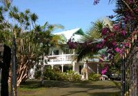 Отзывы Lava Tree Tropic Inn, 4 звезды