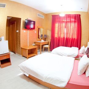 NearBy Hotel