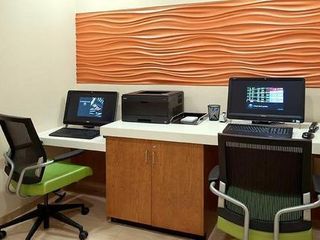 Фото отеля SpringHill Suites by Marriott Lafayette South at River Ranch