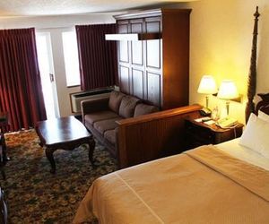 Crown Choice Inn & Suites Lakeview and Waterpark Mackinaw City United States