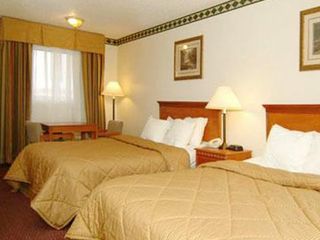 Hotel pic Legacy Inn & Suites