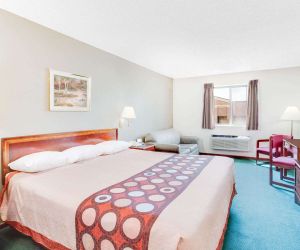 Super 8 by Wyndham Springfield/Battlefield Springfield United States