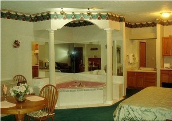 Photo of Townhouse Inn & Suites Omaha