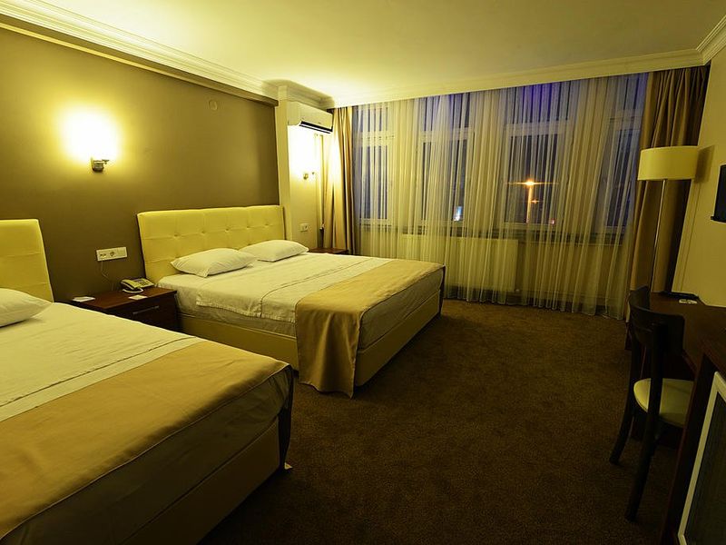 Hotel Photo 3