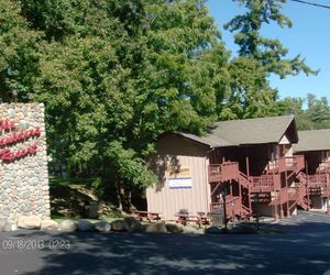 Boulders Resort Lake George United States