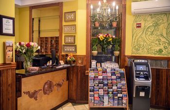 Hotel Photo 12