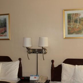 NearBy Hotel