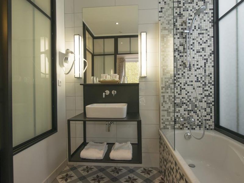 Hotel Photo 8