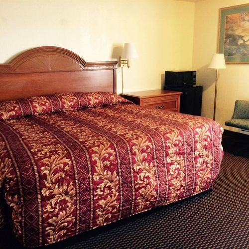 Photo of Travelers Inn Midwest City