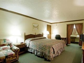 Hotel pic Econo Lodge Inn & Suites