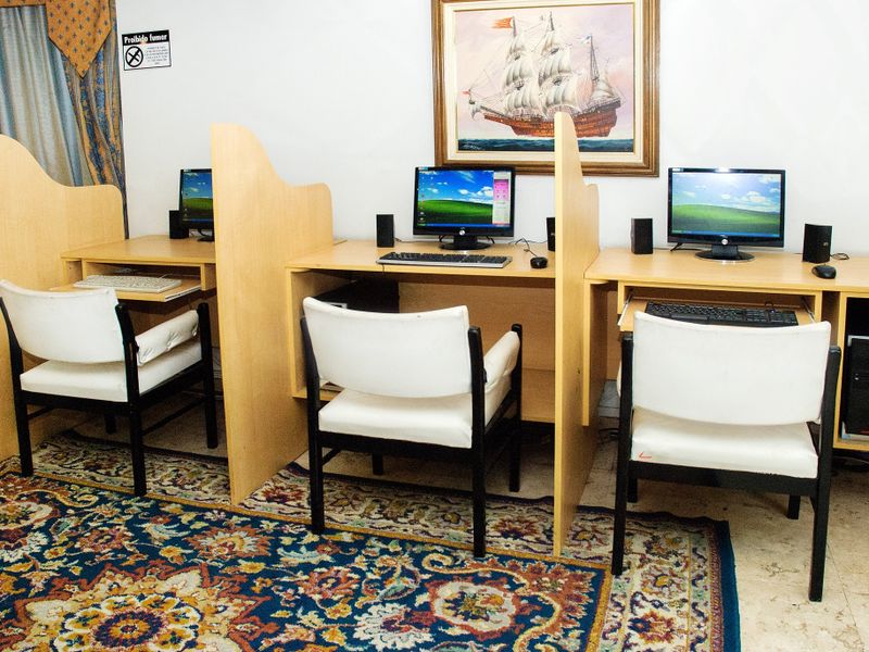 Hotel Photo 6