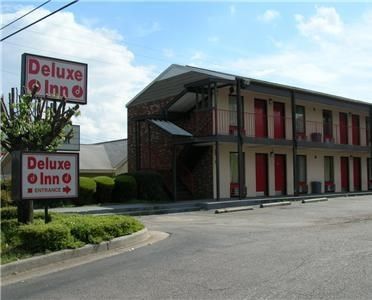 Photo of Deluxe Inn