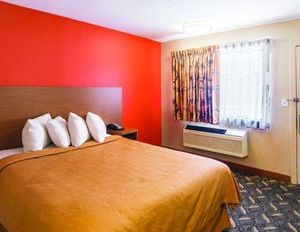 Days Inn & Suites by Wyndham Arlington Near Six Flags Arlington United States