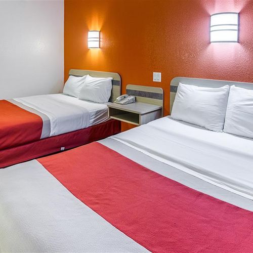 Photo of Motel 6-Benbrook, TX - Fort Worth