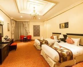 NearBy Hotel