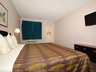 Hotel pic SureStay Hotel by Best Western Mission