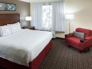 Hotel pic TownePlace Suites by Marriott San Antonio Airport