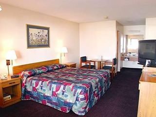 Hotel pic Hallmark Inn and Suites