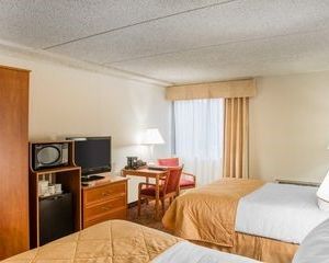 HOLIDAY INN EAU CLAIRE-CAMPUS AREA/I-94 Eau Claire United States