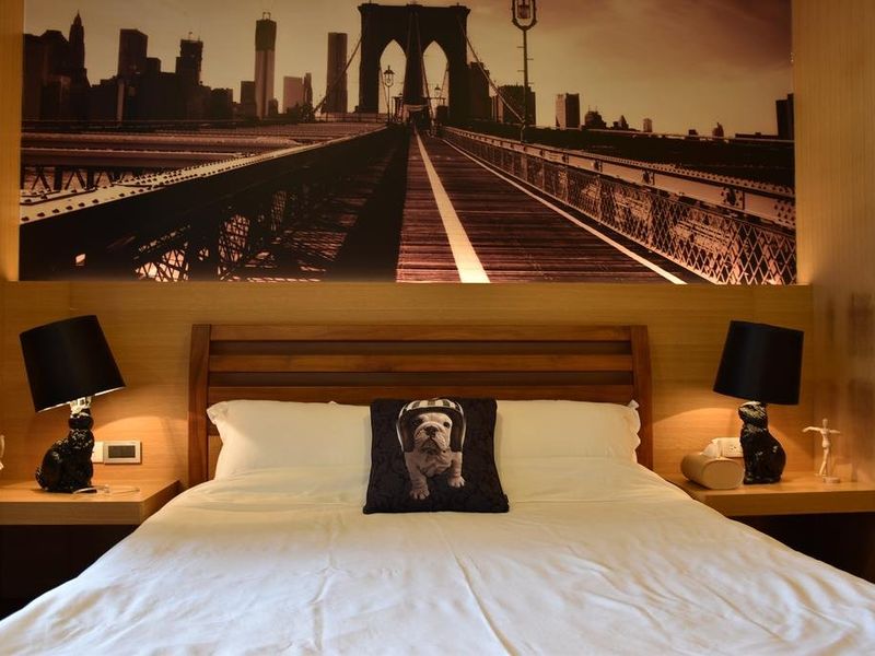 Hotel Photo 1