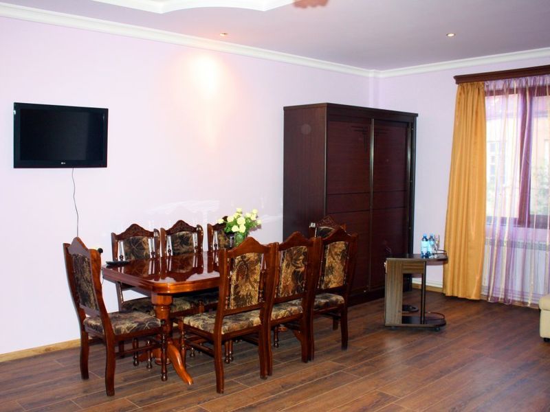 Hotel Photo 11