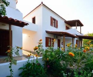 Studios Calvinos Marathokampos Greece