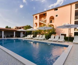 Apartments Villa Tina Novigrad Croatia