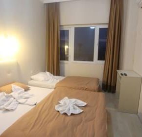 NearBy Hotel