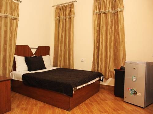 Hotel Photo 1