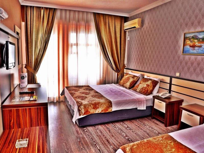 Hotel Photo 2