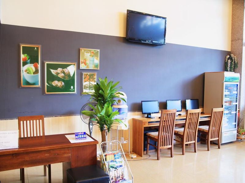 Hotel Photo 6
