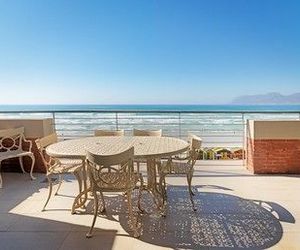 Surferscorner Self Catering Apartments Muizenberg South Africa