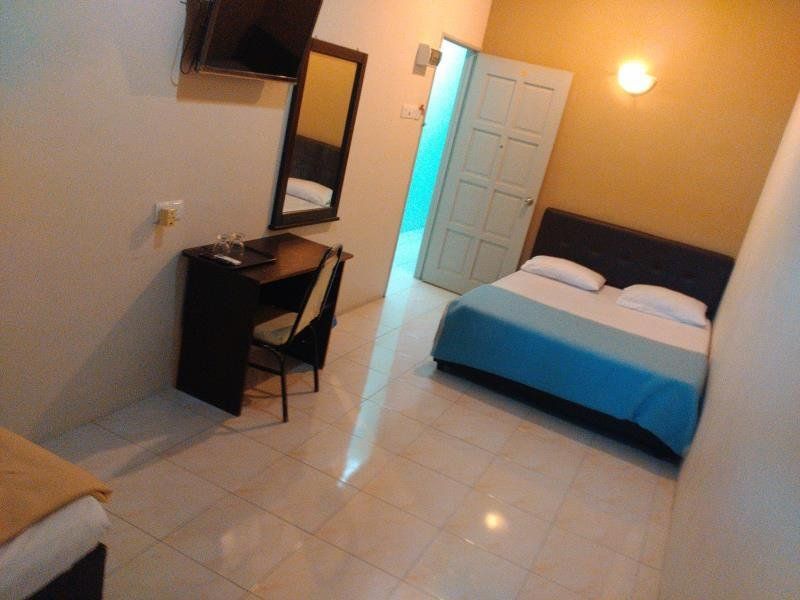 Hotel Photo 8