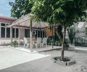 Azoush Tourist Guesthouse Dunikolu Island Maldives
