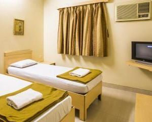 Hotel Tiptop Bandra West India