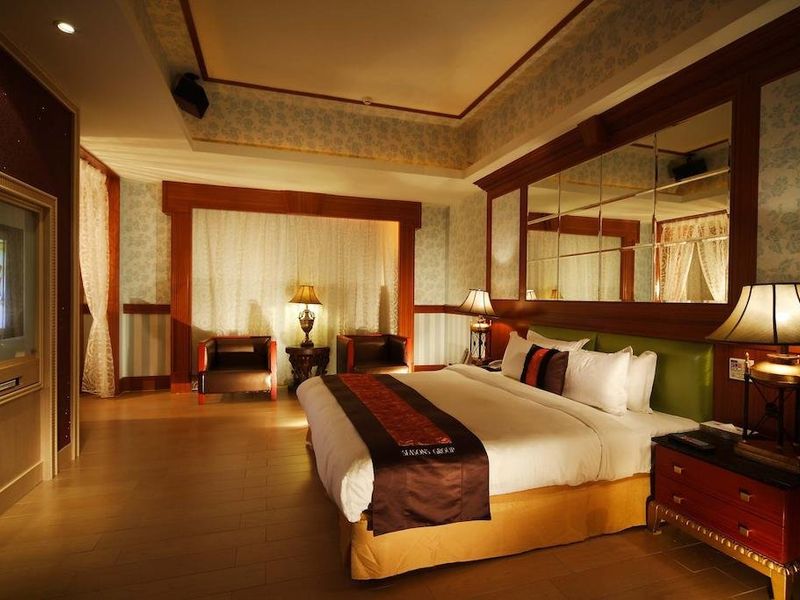 Hotel Photo 12