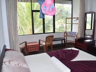 Hotel pic Lake Wave Hotel
