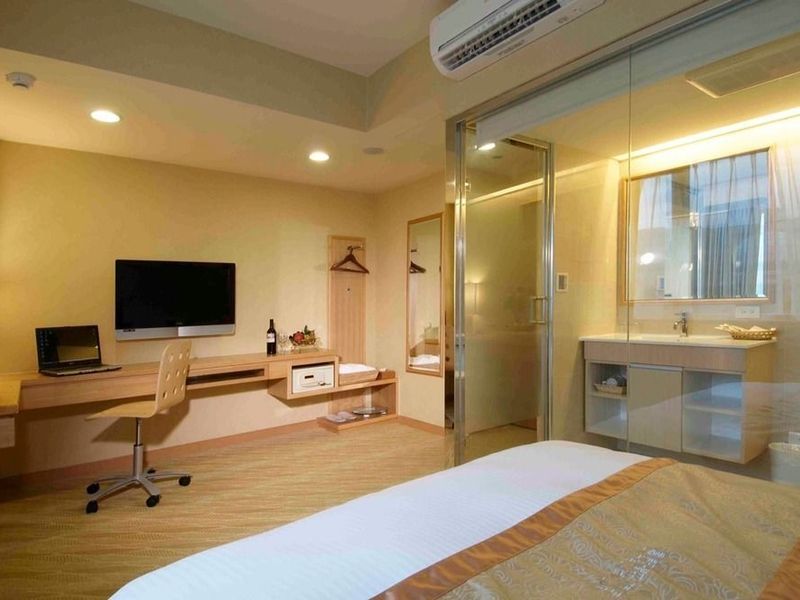 Hotel Photo 12