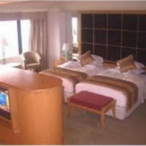 NearBy Hotel