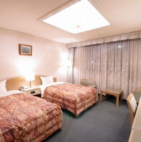 NearBy Hotel
