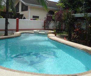 Menchus Pension House Panglao Island Philippines