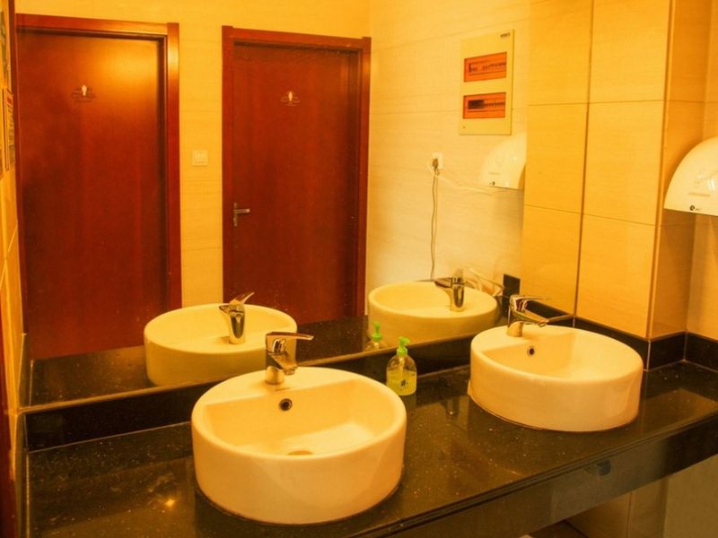 Hotel Photo 8