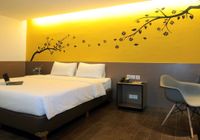 Отзывы Yellow Bee Hotel Tangerang, 2 звезды