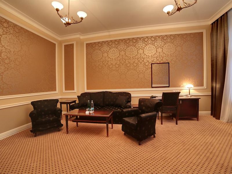 Hotel Photo 8