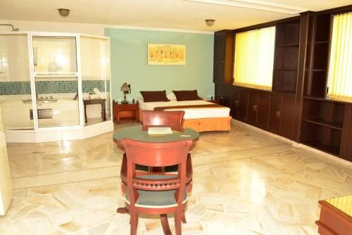 Hotel Photo 17