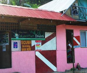 Plankton Divers - Zions Welcome Inn Lagen Island Philippines
