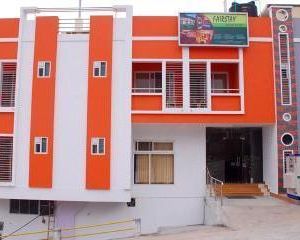 Vihal Estancia Holiday Inn Yercaud India