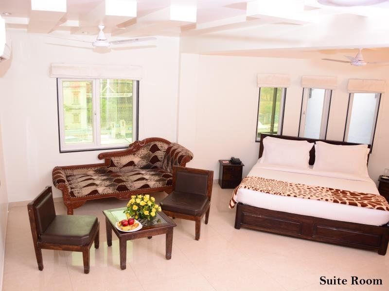 Hotel Photo 9