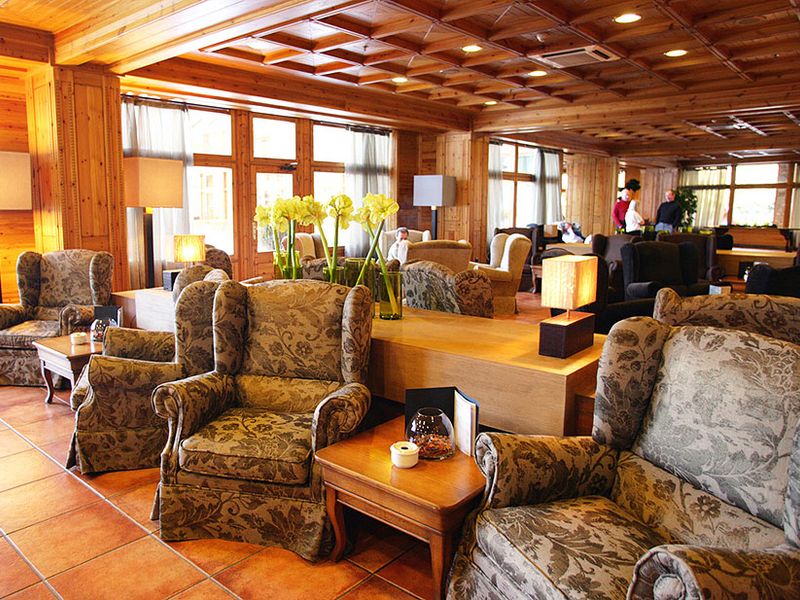 Hotel Photo 9